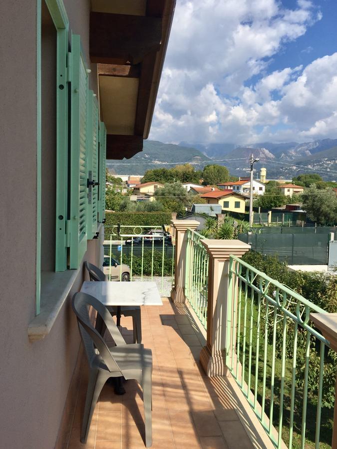 Bed and Breakfast Bba2Passi à Marina di Massa Extérieur photo